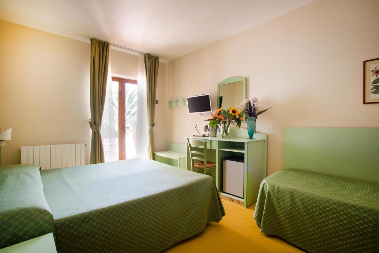 Hotel Sardi Pomonte Kültér fotó